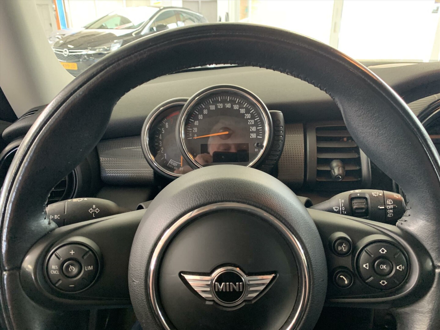 MINI-Mini-5