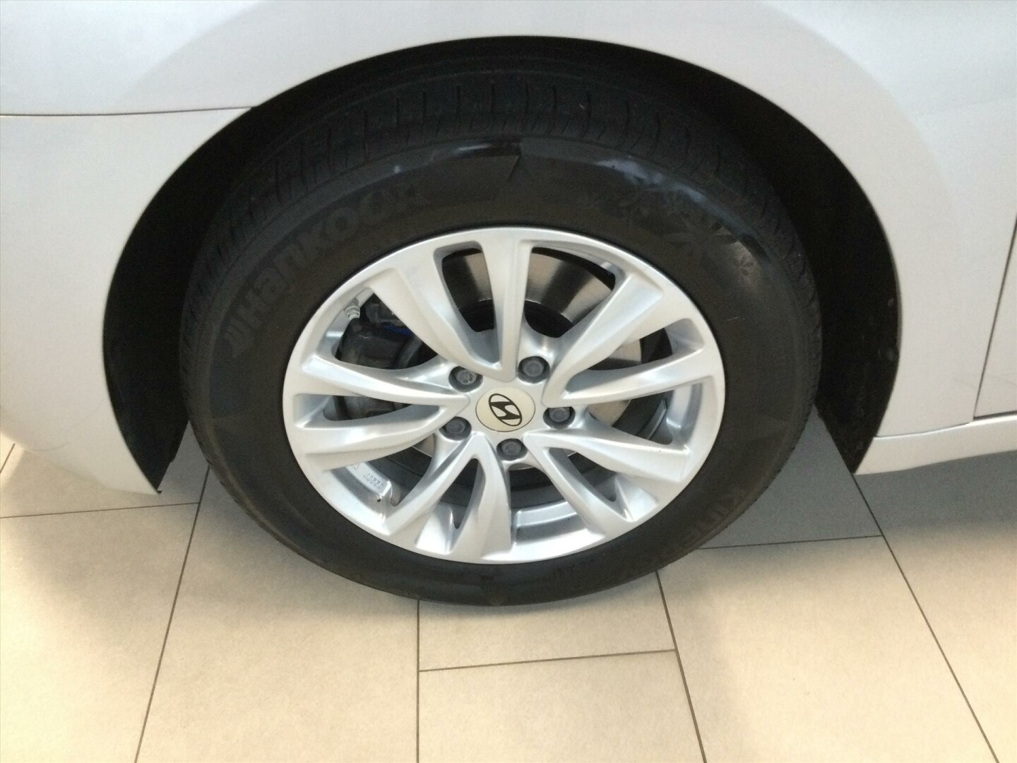 Hyundai-i40-22